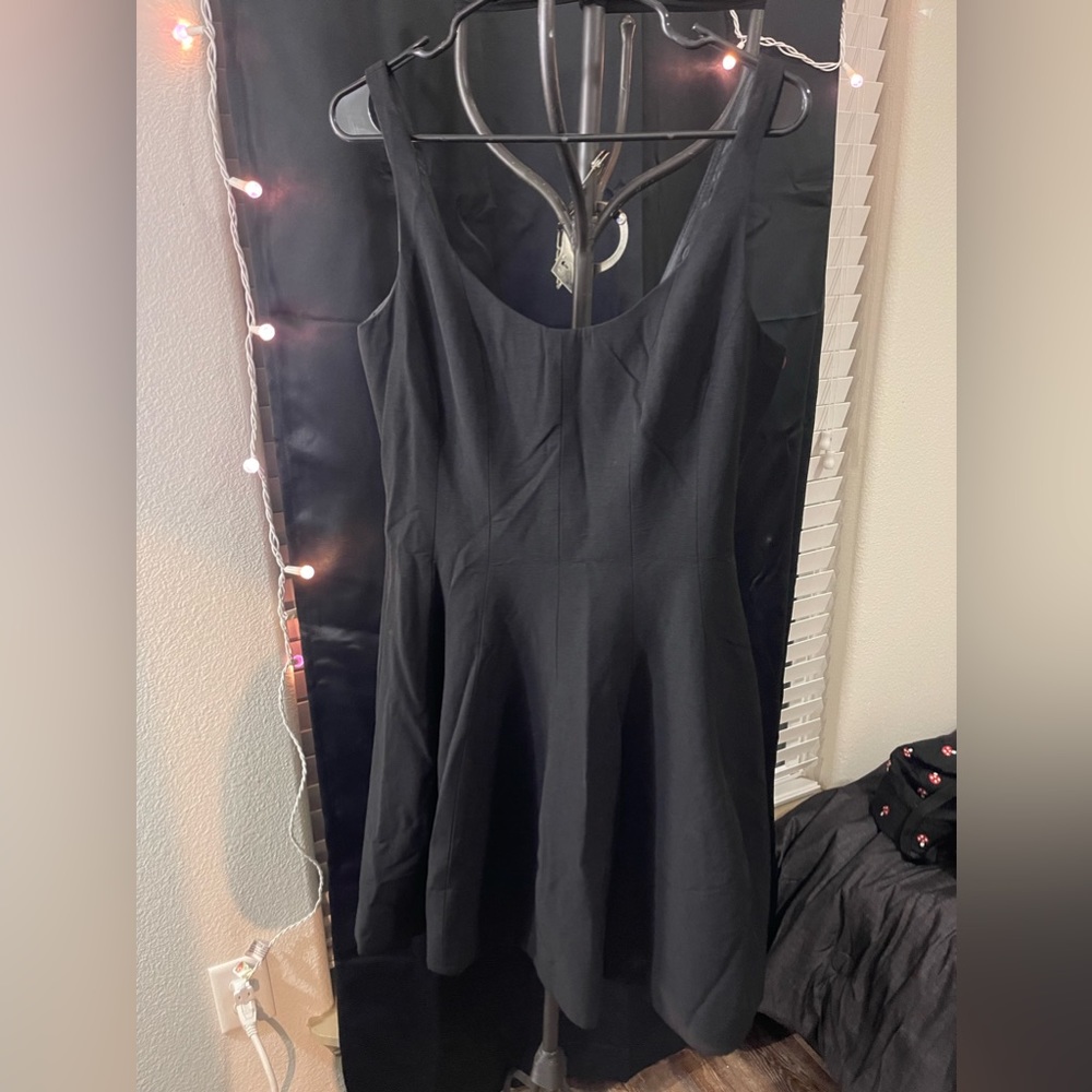Betsy & Adam fit n flare Black cocktail dress